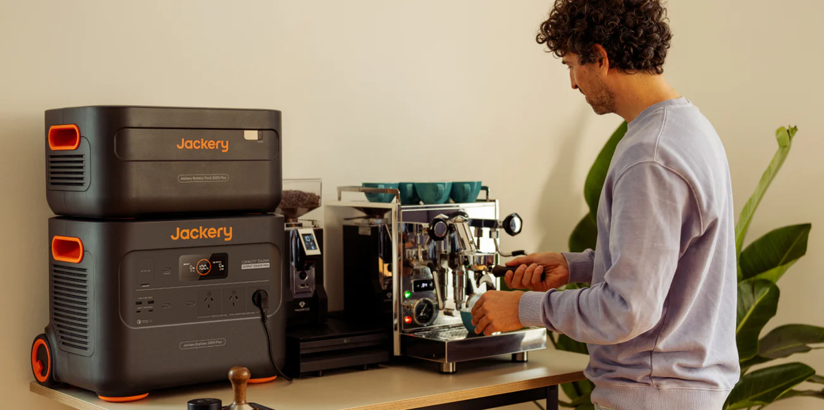 Jackery_Explorer_2000_Plus-04