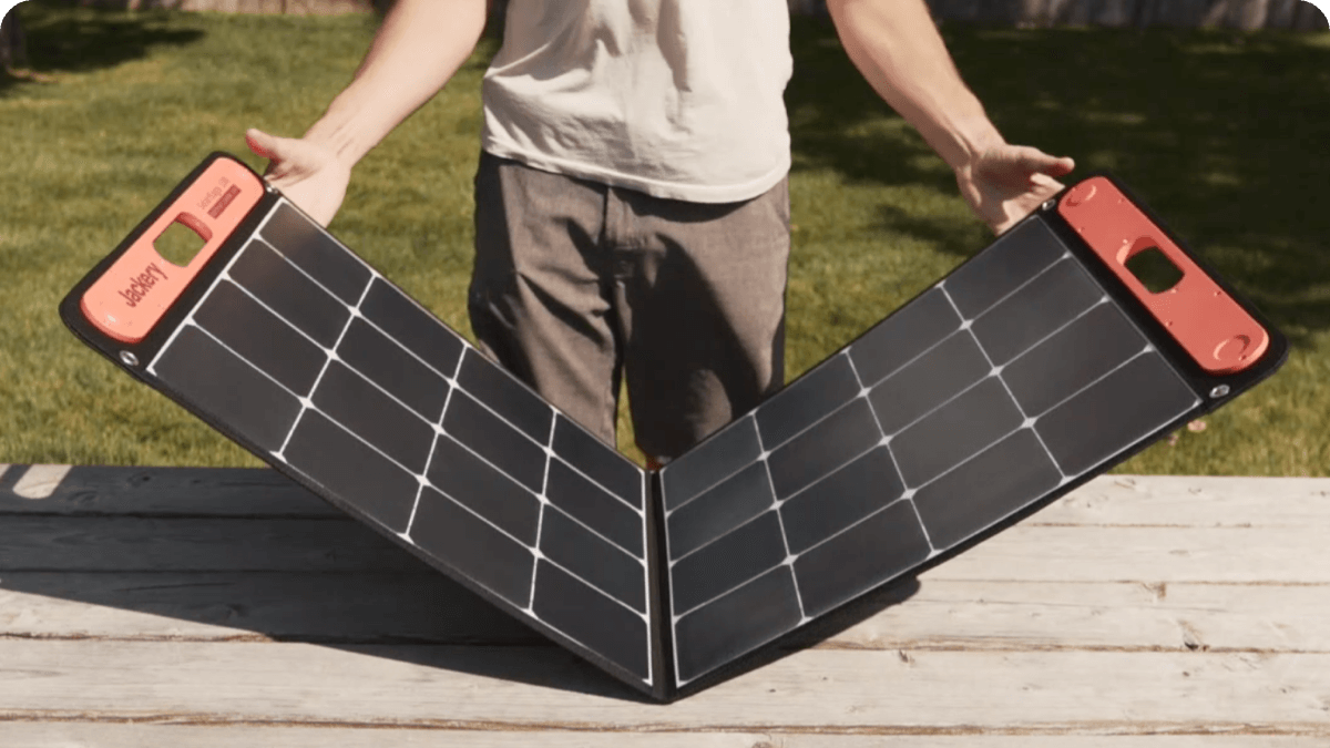 Jackery_SolarSaga_100W-4_PC