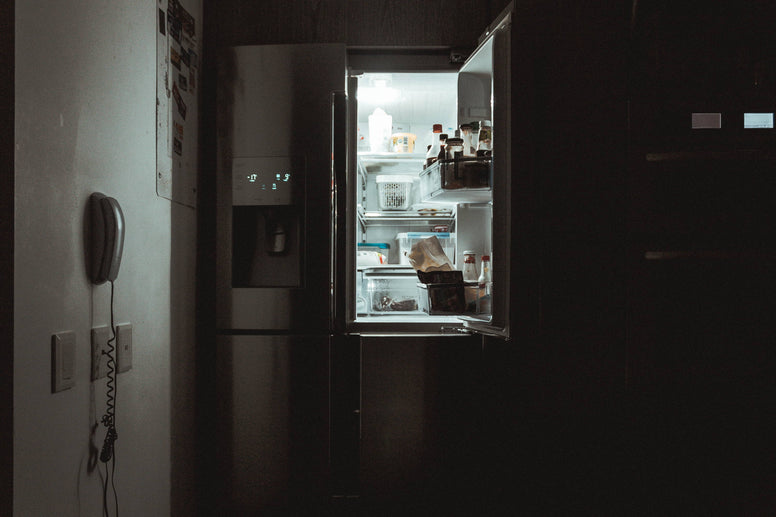 how_many_watts_refrigerator_use