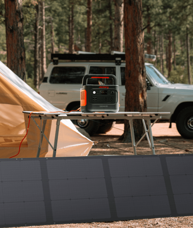 Jackery Solar Generators for 
Off-Grid Tiny Homes