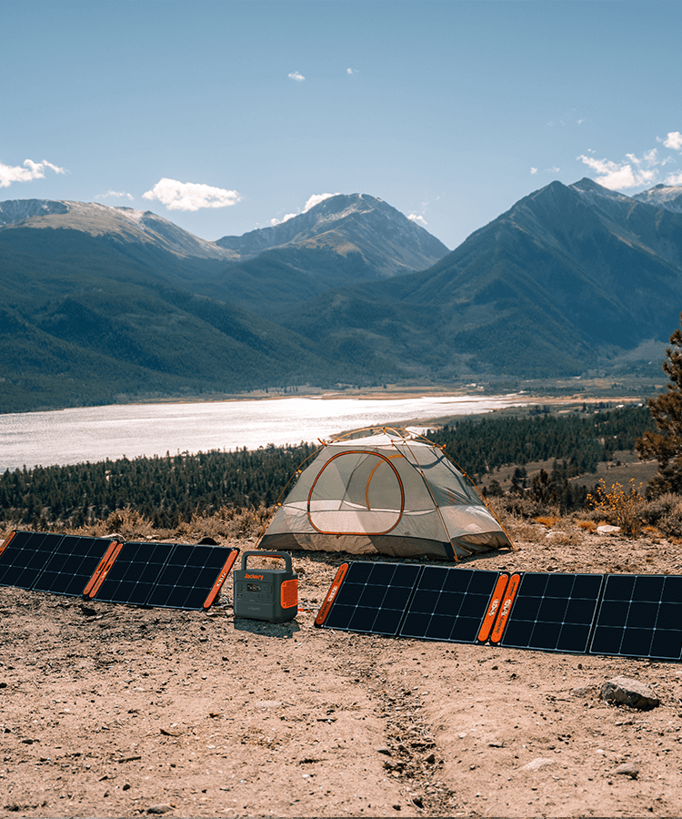 JACKERY_SOLAR_GENERATOR-1