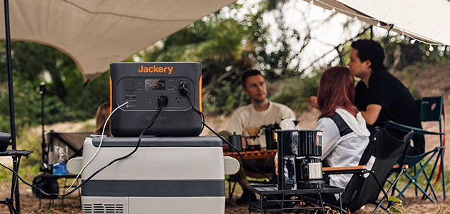 Jackery_E2000Pro_Portable_Power_Station-5