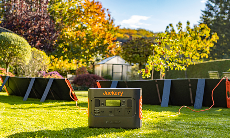 Jackery Explorer 1000 Pro Portable Power Station-3