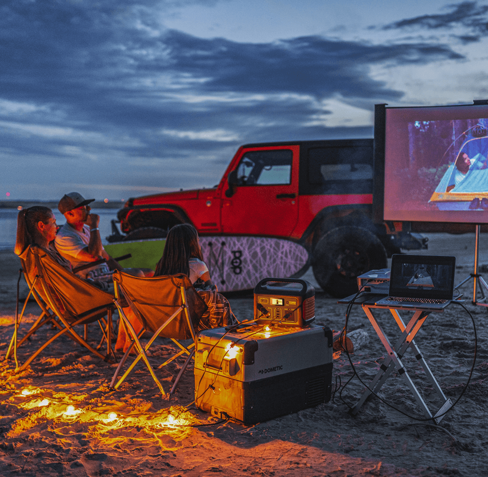 Watching_a_Outdoor_Movie_pc
